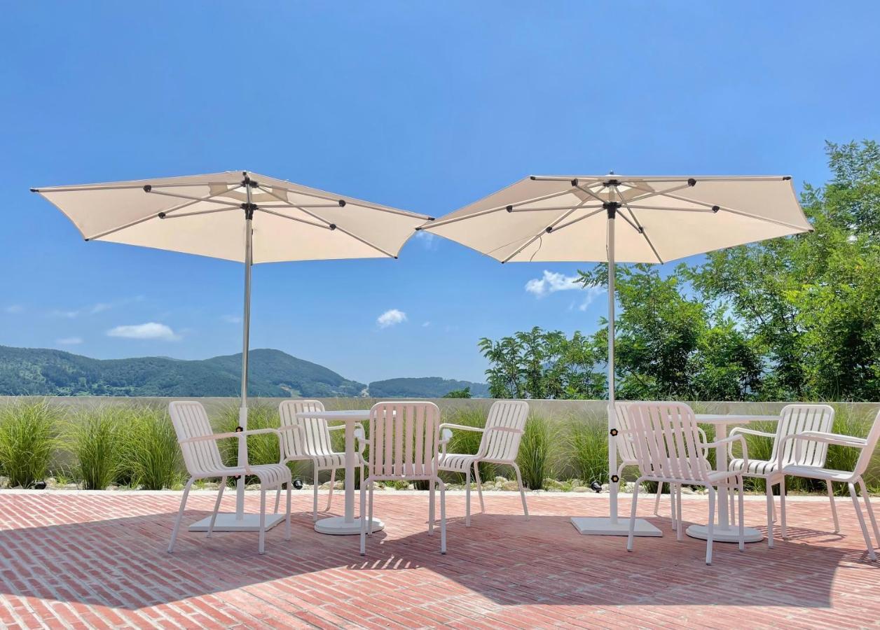 Hotel Sang Sang & Private Sang Sang Pool Villa Geoje Bagian luar foto