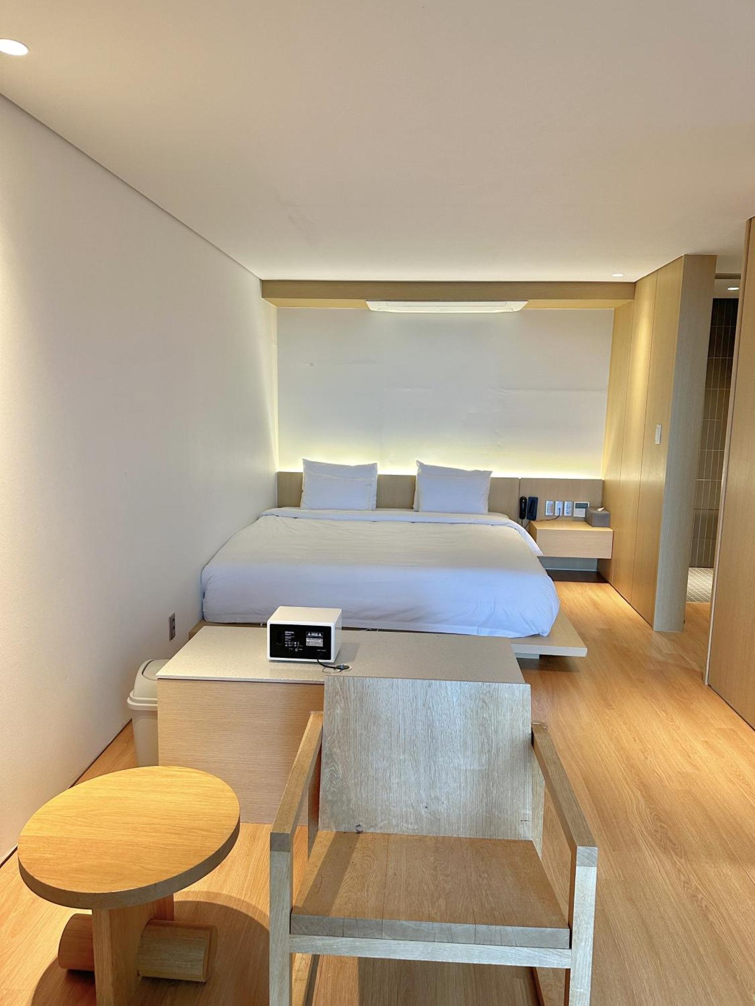 Hotel Sang Sang & Private Sang Sang Pool Villa Geoje Bagian luar foto